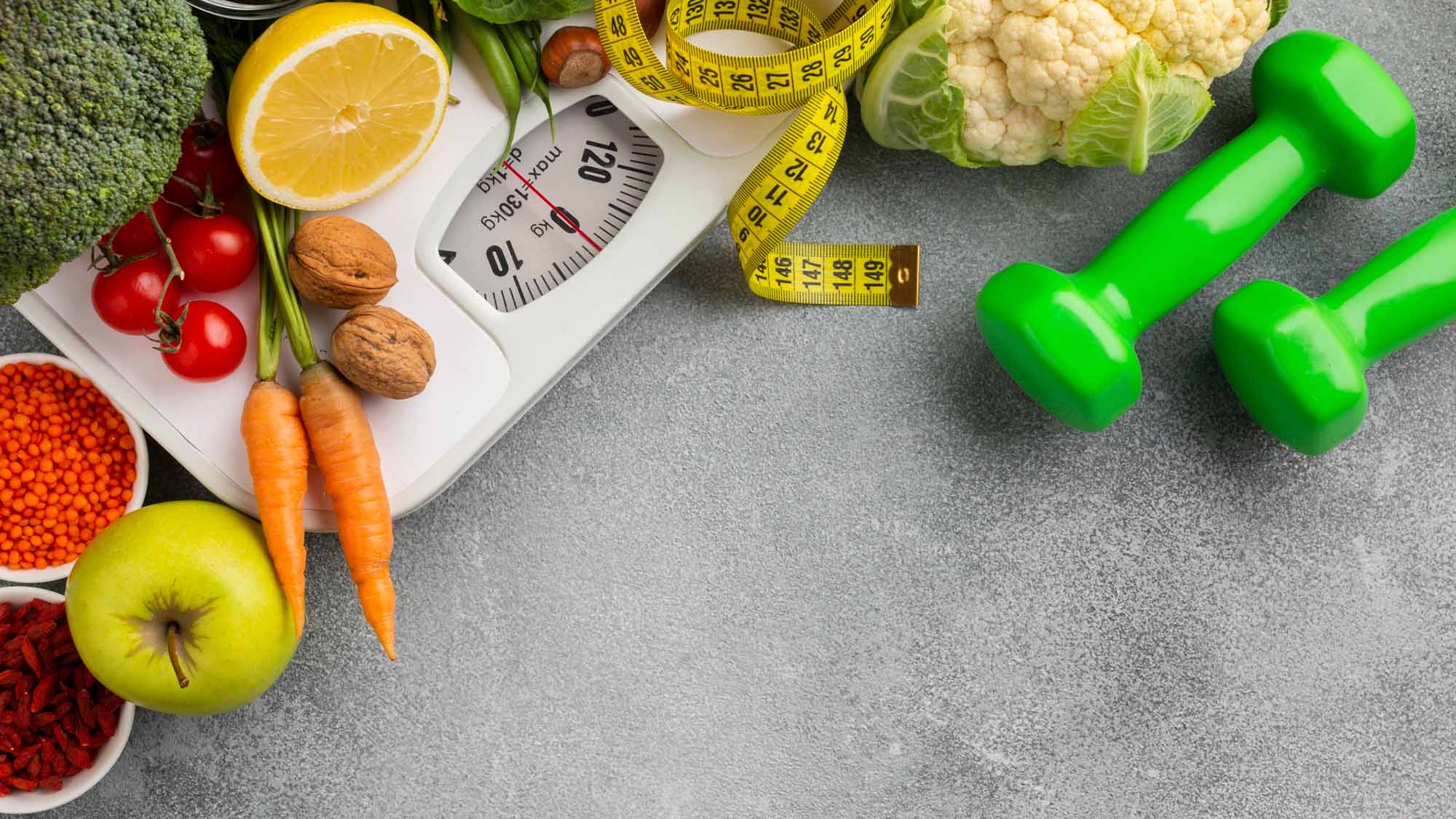meals-with-weight-measurement-scale
